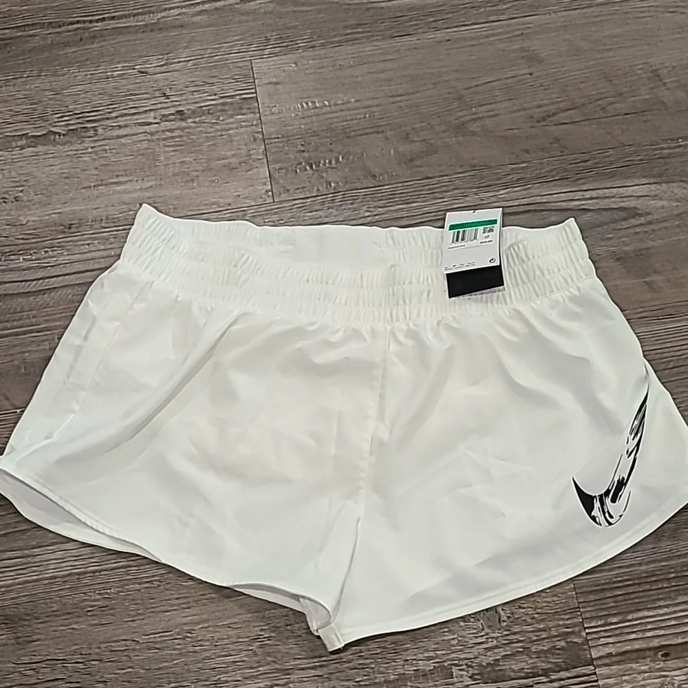 Nike OneWomen's Dri-FIT Mid-Rise Brief-Lined Graphic Shorts Size XL